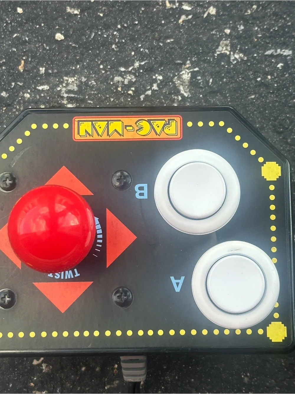 Namco 12-in-1 TV Plug N Play 2004 Jakks Pacific Pac Man & Ms pac man Arcade!